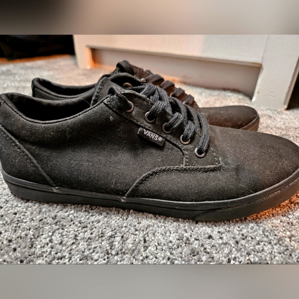 Black Vans Women's Size 8.5